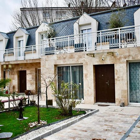 Villa Foch - Maison Familiale A 20 Min De Paris, Disney Et La Vallee Village Avec Balcon Et Jardin Privatif Saint-Maur-des-Fossés Extérieur photo